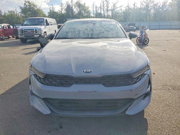 2021 KIA K5