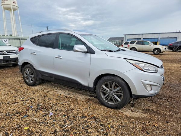2015 HYUNDAI TUCSON GLS (Middle)