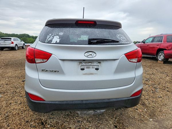 2015 HYUNDAI TUCSON GLS (Middle)
