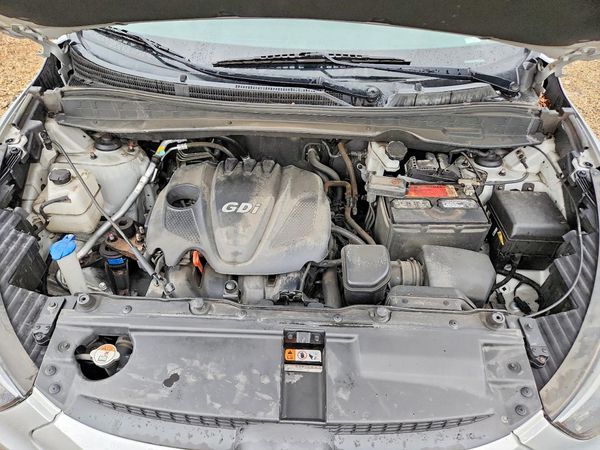 2015 HYUNDAI TUCSON GLS (Middle)