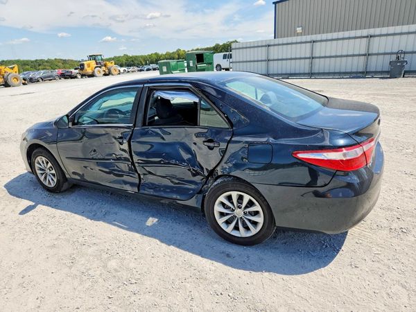 2017 TOYOTA CAMRY