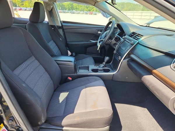 2017 TOYOTA CAMRY
