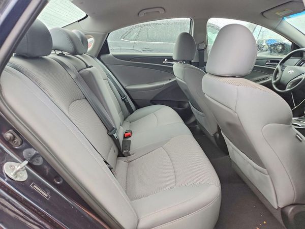 2014 HYUNDAI SONATA GLS/ GLS Popular