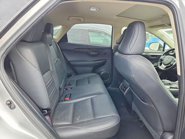 2016 LEXUS NX 200T 200t Luxury