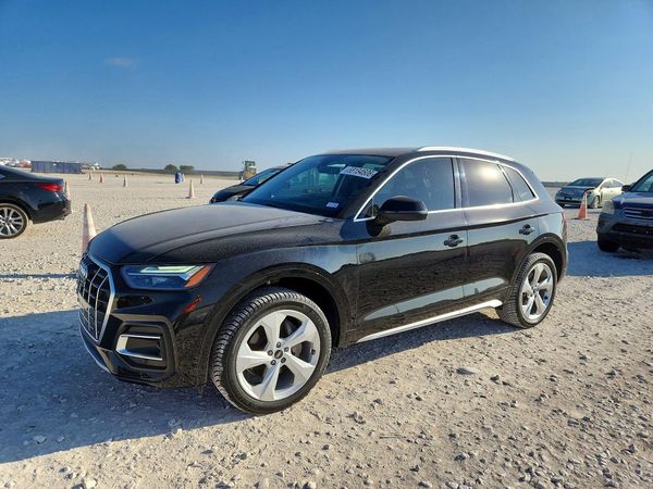 2021 AUDI Q5 quattro Premium Plus