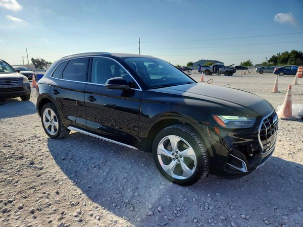 2021 AUDI Q5 quattro Premium Plus