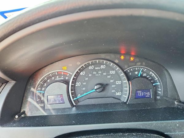2014 TOYOTA CAMRY