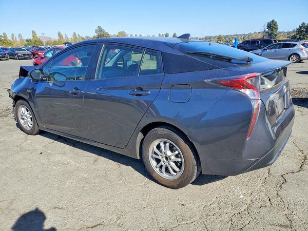 2016 TOYOTA PRIUS