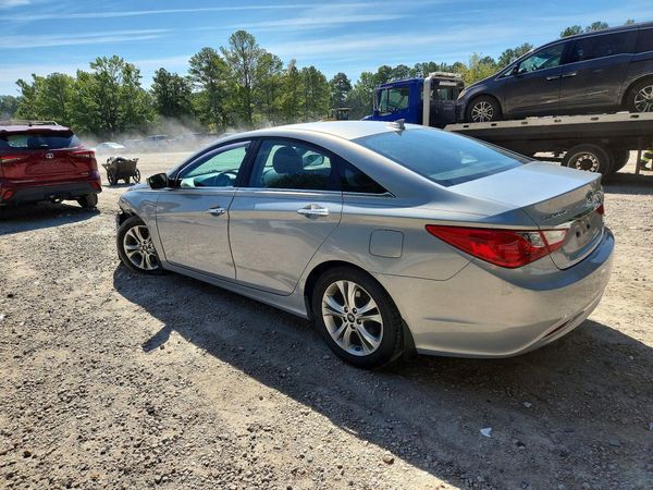 2013 HYUNDAI SONATA