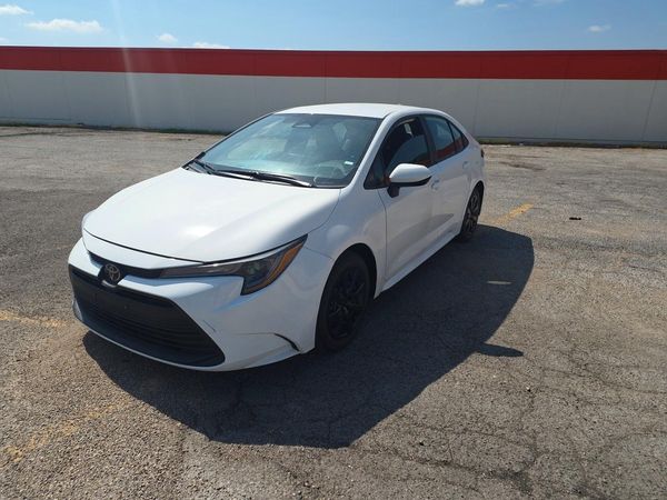 2025 TOYOTA COROLLA LE