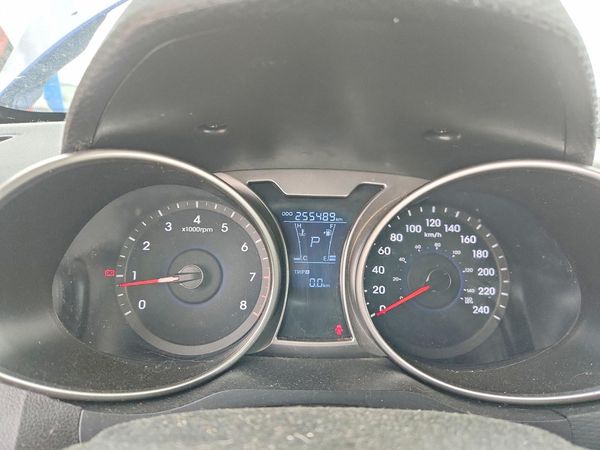 2012 HYUNDAI VELOSTER GLS(Middle grade)