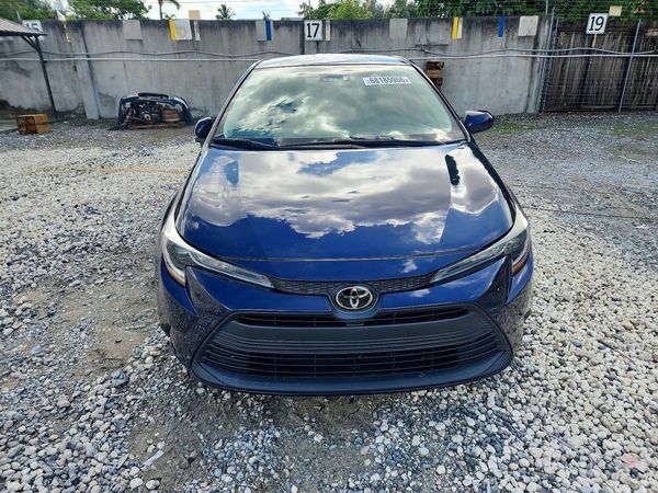 2024 TOYOTA COROLLA