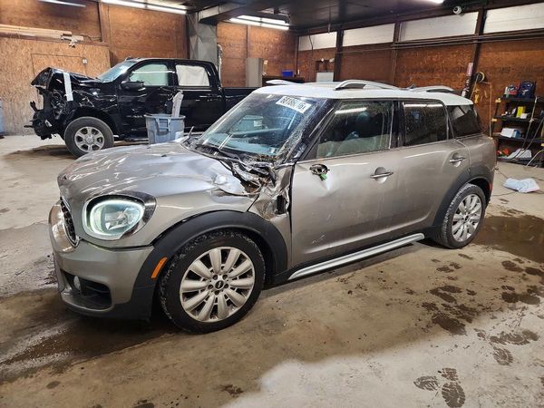 2018 MINI COOPER