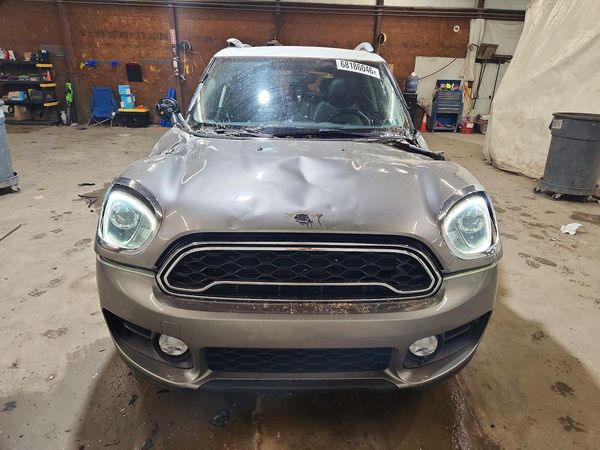 2018 MINI COOPER