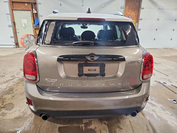 2018 MINI COOPER