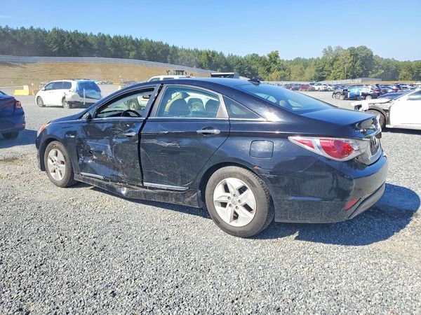 2012 HYUNDAI SONATA Middle level