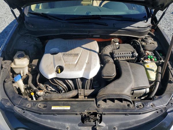 2012 HYUNDAI SONATA Middle level
