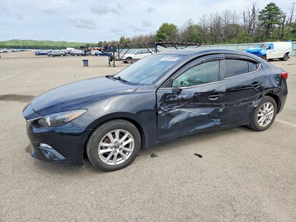 2015 MAZDA 3 Touring/GS