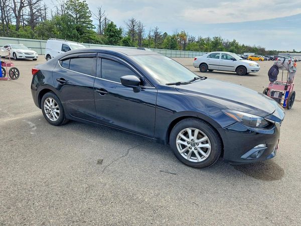 2015 MAZDA 3 Touring/GS