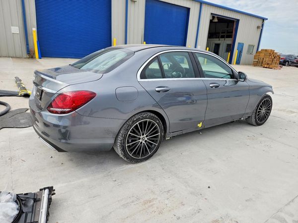 2021 MERCEDES-BENZ C C300