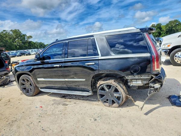 2018 CADILLAC ESCALADE Luxury