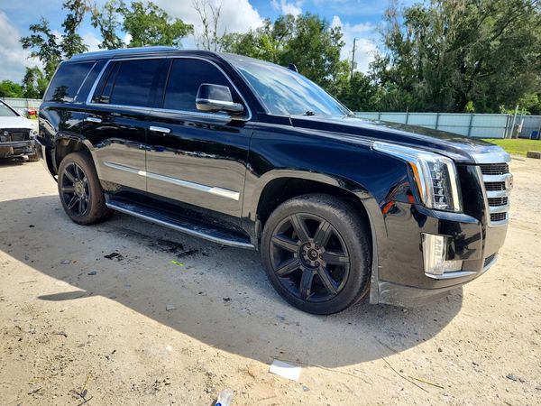 2018 CADILLAC ESCALADE Luxury