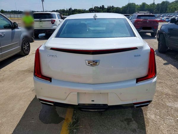 2019 CADILLAC XTS Luxury