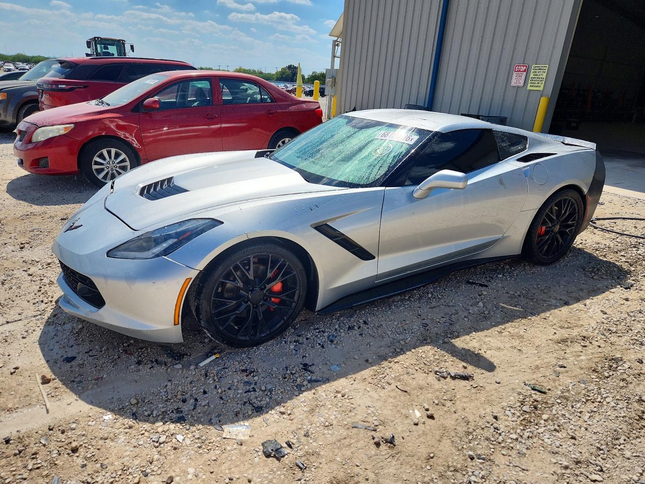 2015 CHEVROLET CORVETTE Stingray 1LT — Front 3/4