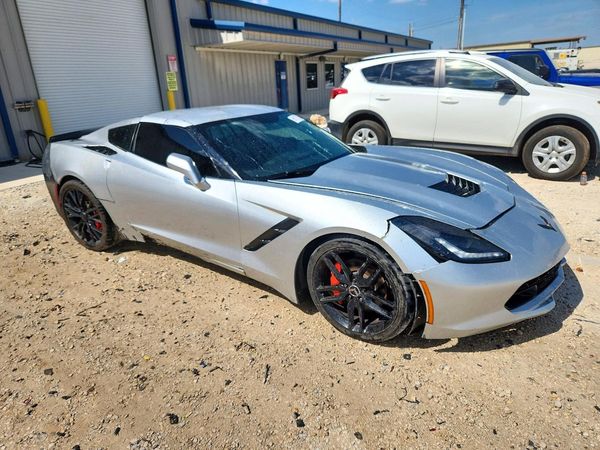 2015 CHEVROLET CORVETTE Stingray 1LT — Passenger 3/4