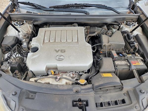 2013 LEXUS ES