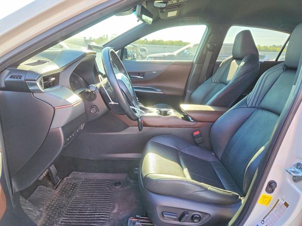 2021 TOYOTA VENZA