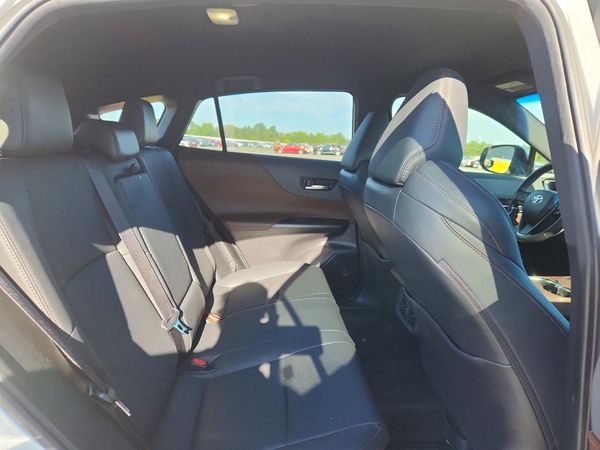 2021 TOYOTA VENZA