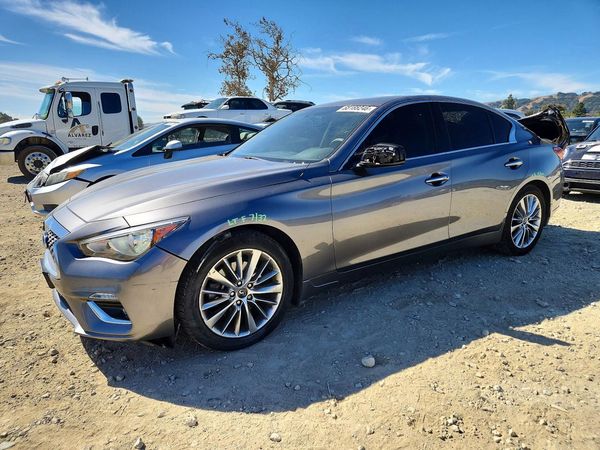 2018 INFINITI Q50