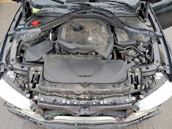 2017 BMW 430XI xDrive GC — Engine bay