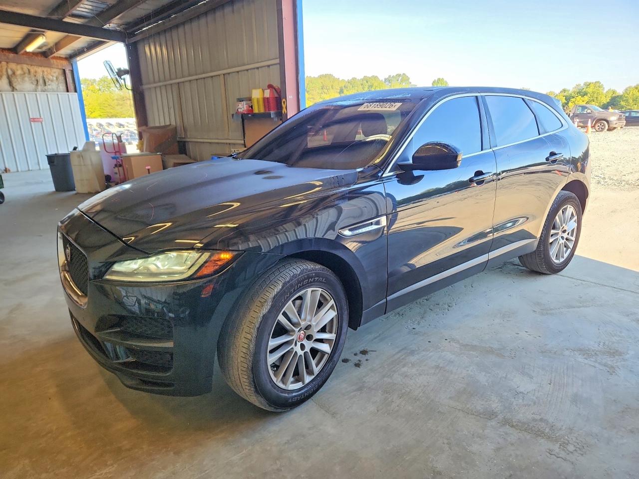 2017 JAGUAR F-PACE