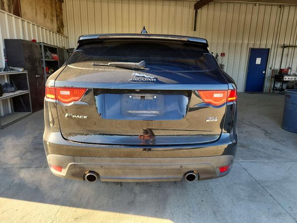 2017 JAGUAR F-PACE