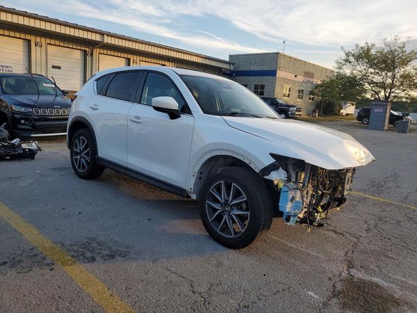 2018 MAZDA CX-5 Touring
