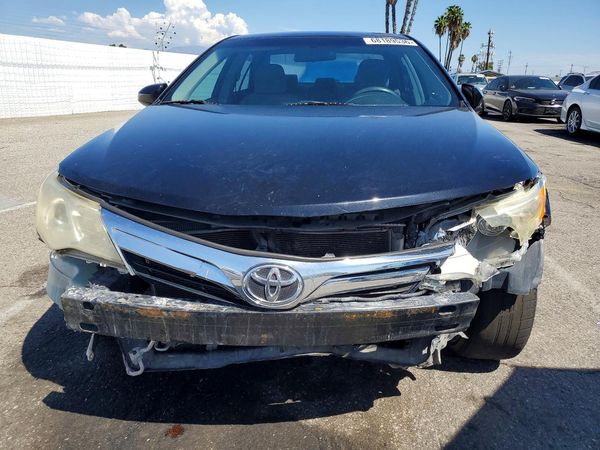 2012 TOYOTA CAMRY