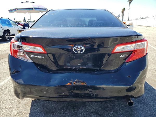2012 TOYOTA CAMRY