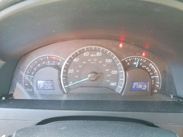 2012 TOYOTA CAMRY