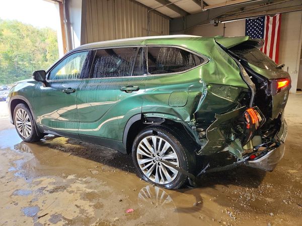 2025 TOYOTA HIGHLANDER Platinum