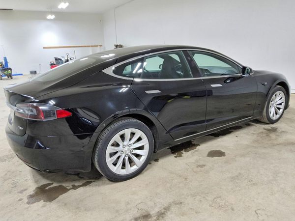 2018 TESLA MODEL S