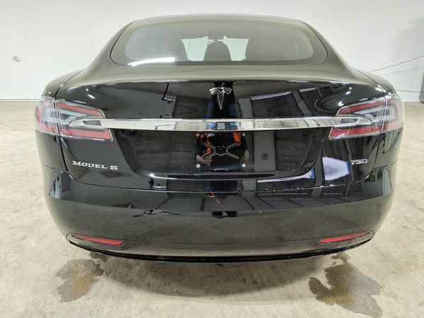2018 TESLA MODEL S