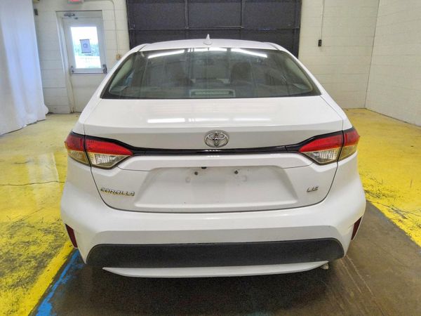 2021 TOYOTA COROLLA LE — DIRR