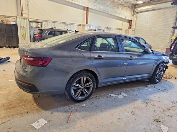 2023 VOLKSWAGEN JETTA SE w/ Sunroof