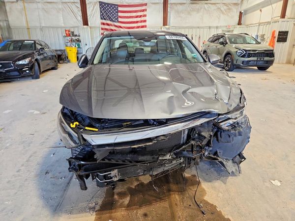 2023 VOLKSWAGEN JETTA SE w/ Sunroof