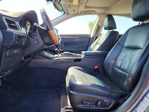 2014 LEXUS ES 300h