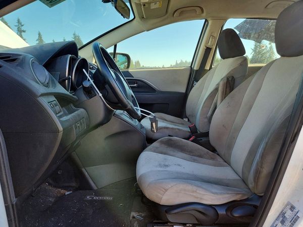 2013 MAZDA 5
