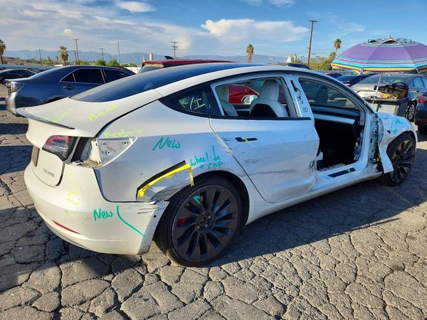2022 TESLA MODEL 3