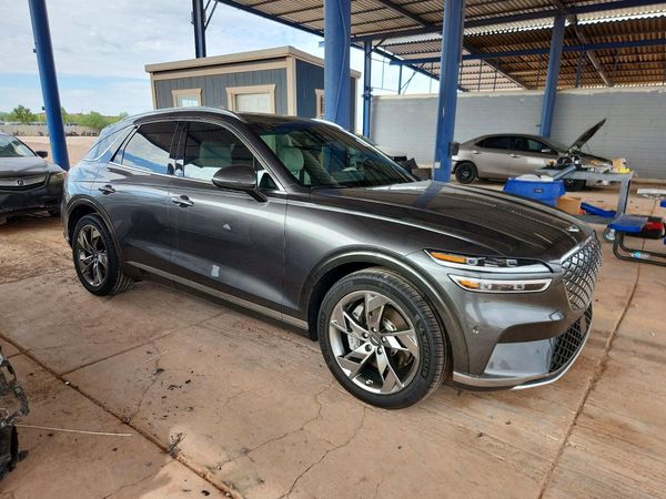 2023 GENESIS ELECTRIFIED GV70